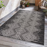Hauteloom Frankville FRNKV Black Machine Made Polypropylene Rug