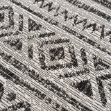 Hauteloom Catrine CATRI Black Machine Made Polypropylene Rug