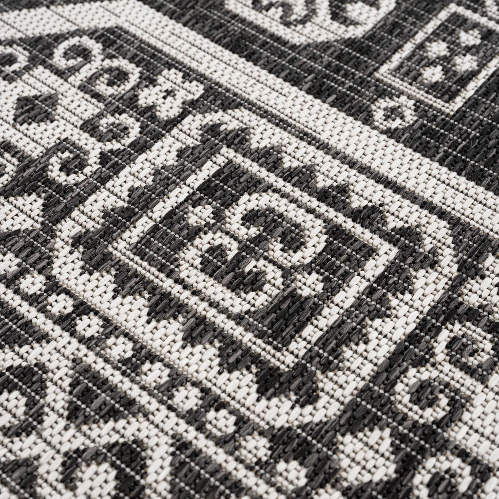 Hauteloom Kingscliff KNGRA Black Machine Made Polypropylene Rug