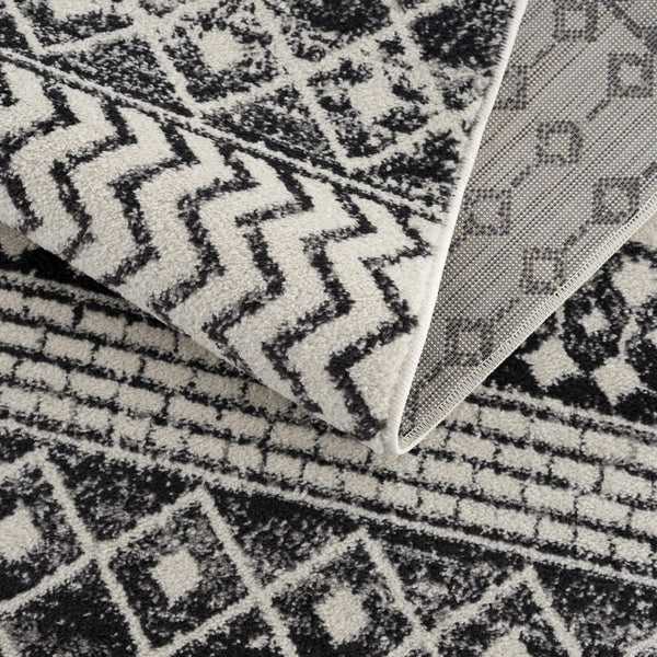 Hauteloom Constantinople CON Black Machine Made Polypropylene Rug