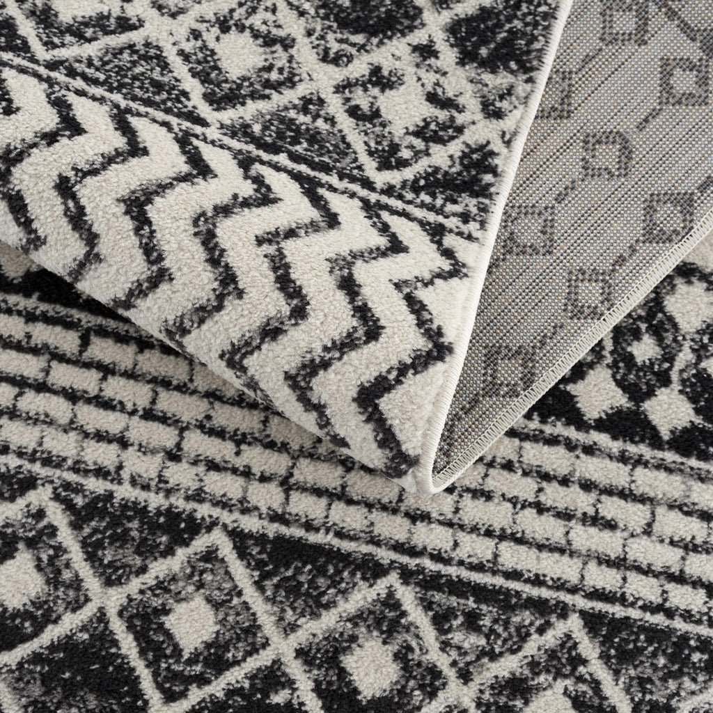 Hauteloom Constantinople CON Black Machine Made Polypropylene Rug