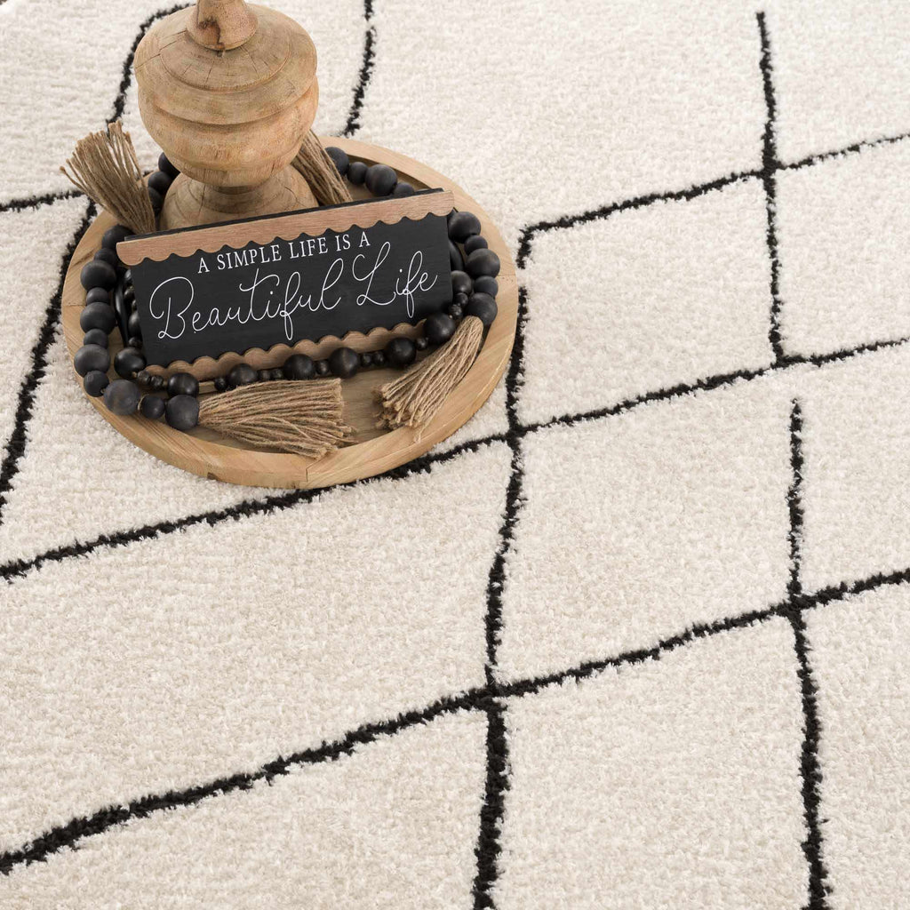 Hauteloom Keone SFEBKEONEA1 Beige Machine Made Polyester Rug