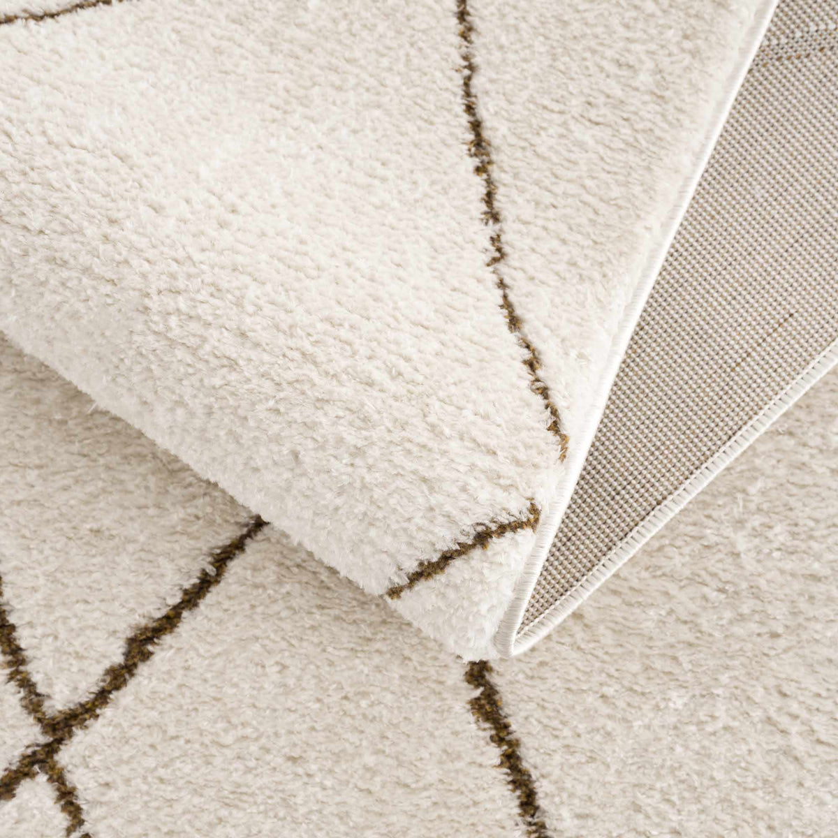 Hauteloom Keone SFEBKEONEA2 Beige Machine Made Polyester Rug