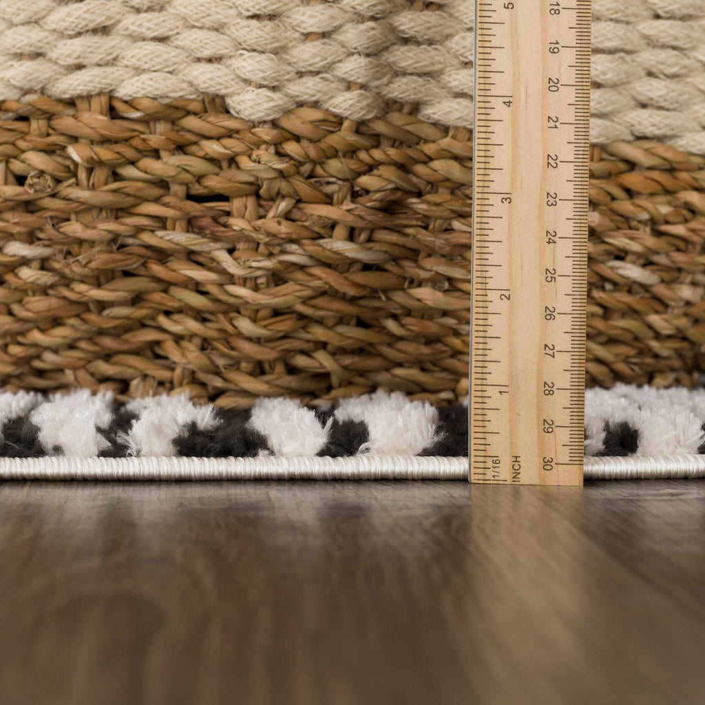 Hauteloom Leryn SFEBLERYNA1 Off White Machine Made Polyester Rug