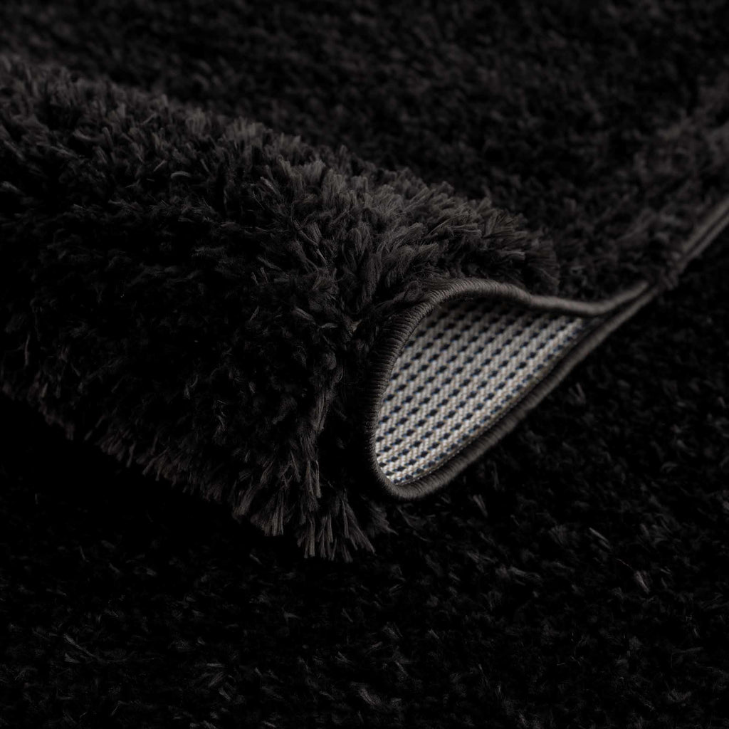 Hauteloom Faina HHAJFAINAA2 Black Machine Made Polyester Rug