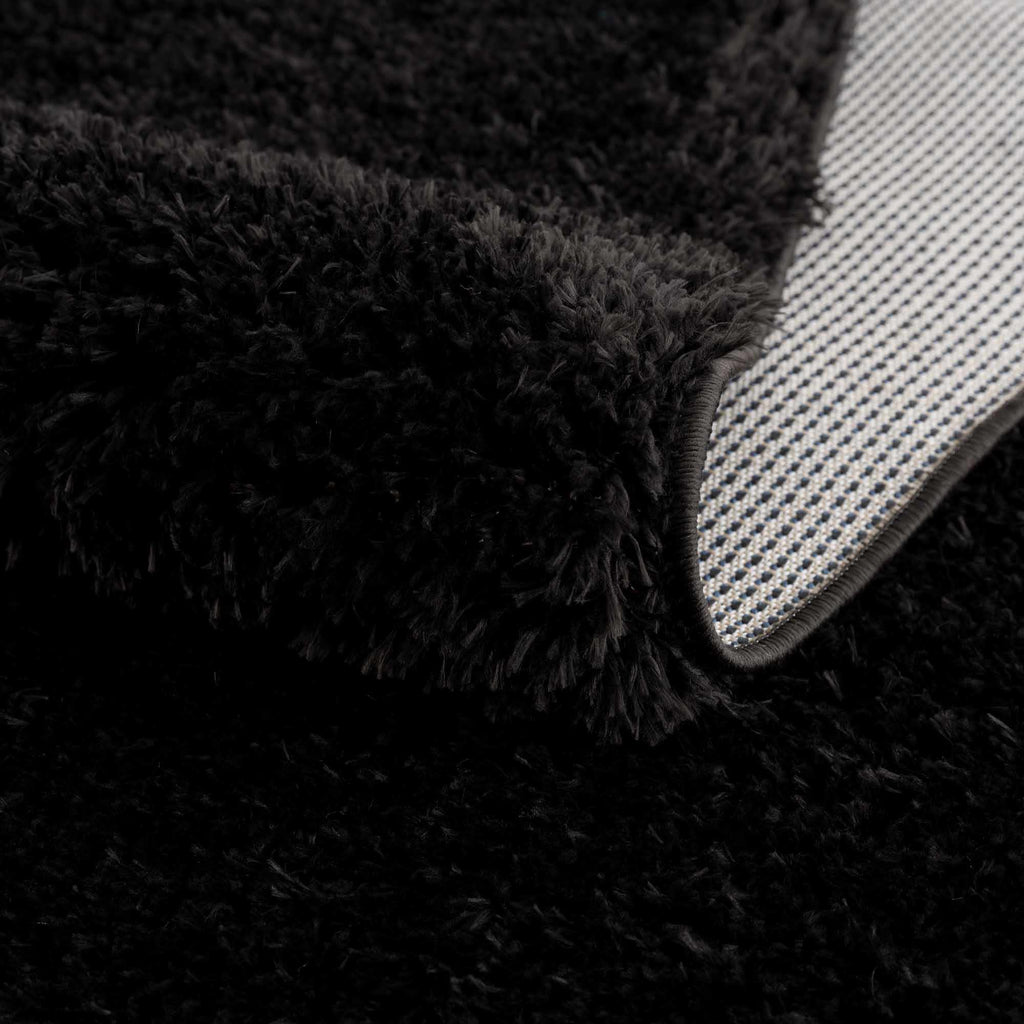 Hauteloom Faina HHAJFAINAA2 Black Machine Made Polyester Rug