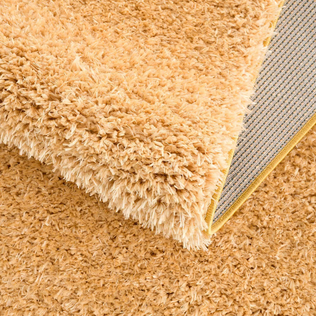 Hauteloom Faina HHAJFAINAA6 Gold Machine Made Polyester Rug