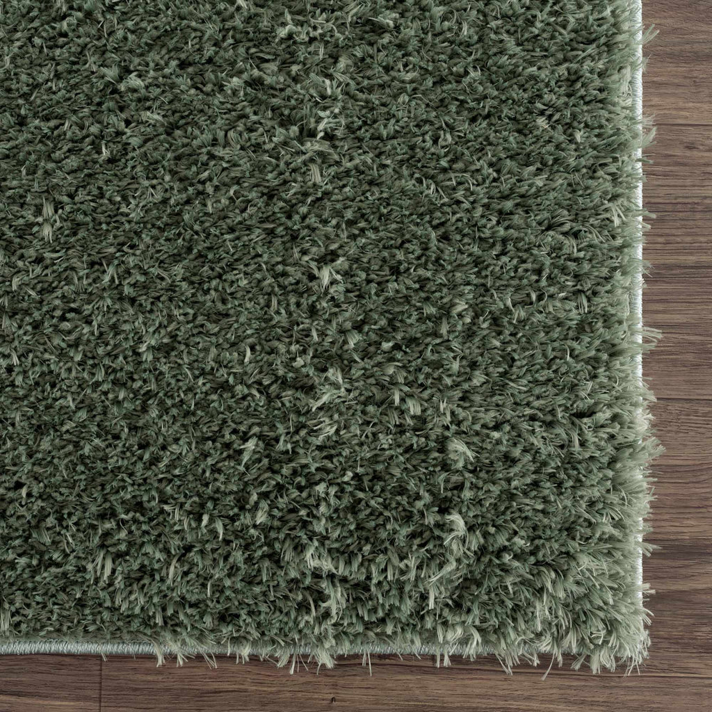 Hauteloom Faina HHAJFAINAA7 Green Machine Made Polyester Rug