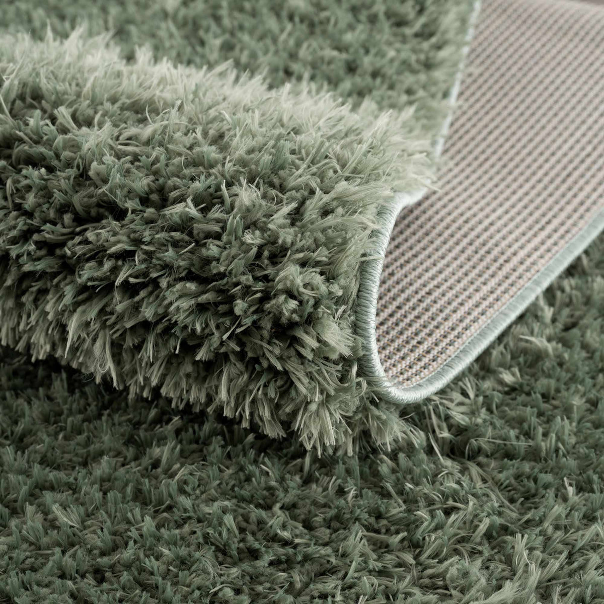 Hauteloom Faina HHAJFAINAA7 Green Machine Made Polyester Rug