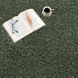 Hauteloom Faina HHAJFAINAA7 Green Machine Made Polyester Rug