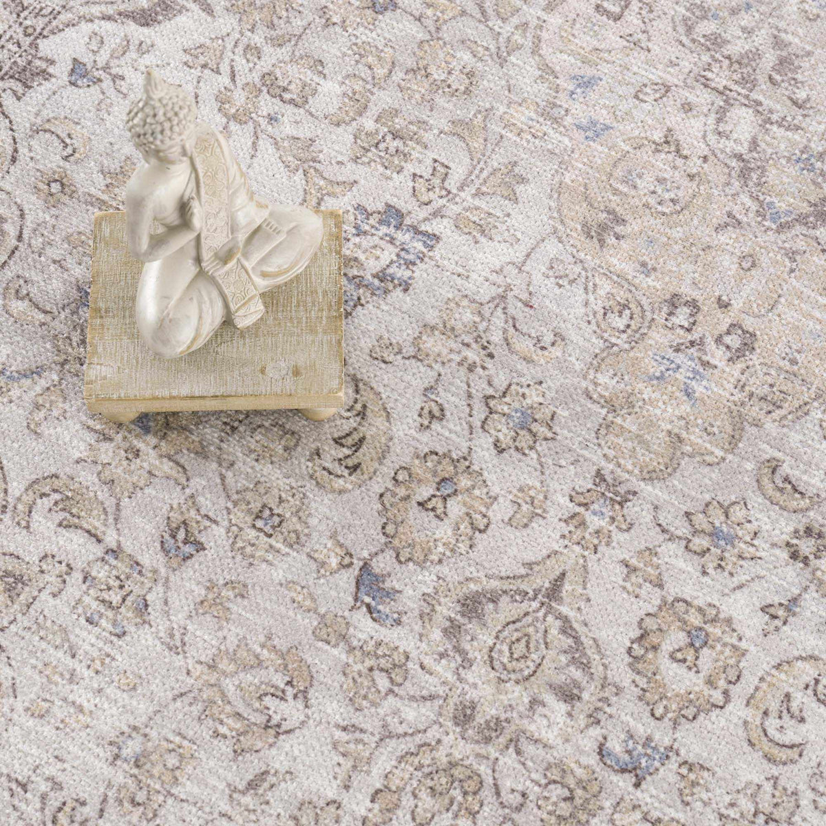 Hauteloom HOLI HOL2301 Beige Machine Made Polyester Rug