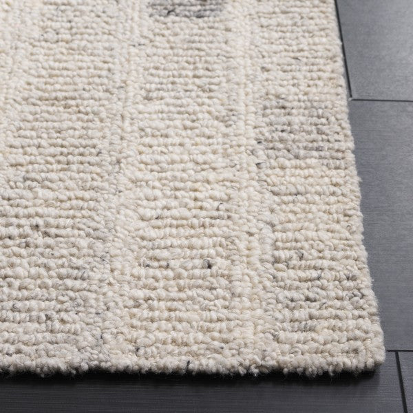 safavieh clearance casablanca hvt108g light grey rug