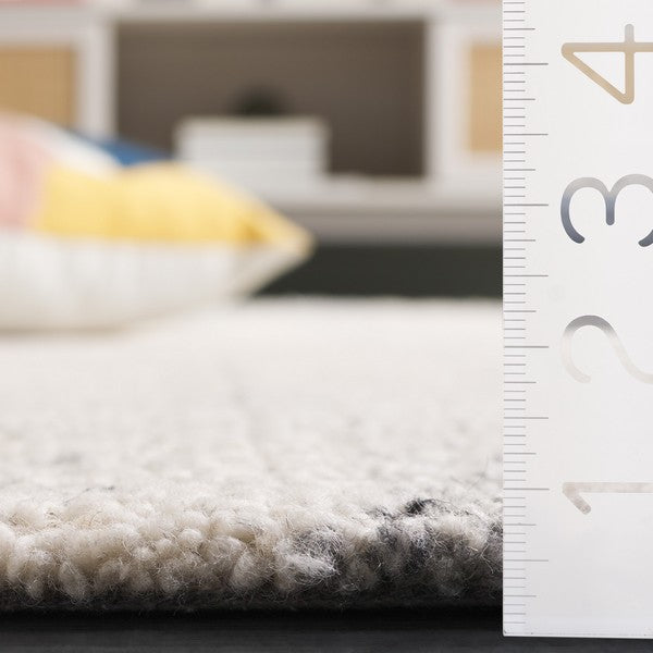 safavieh clearance casablanca hvt108g light grey rug