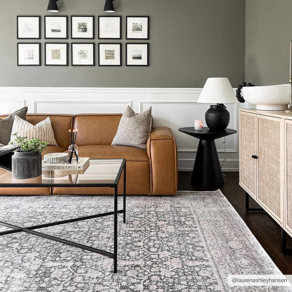 Hauteloom Hedda SAMAHEDDAA1 Light Gray Machine Made Polyester Rug