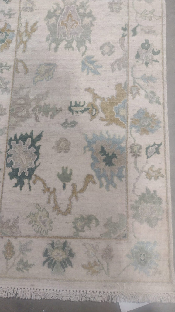 Rugs Done Right Athol AH05 Vintage Ecru / Greens