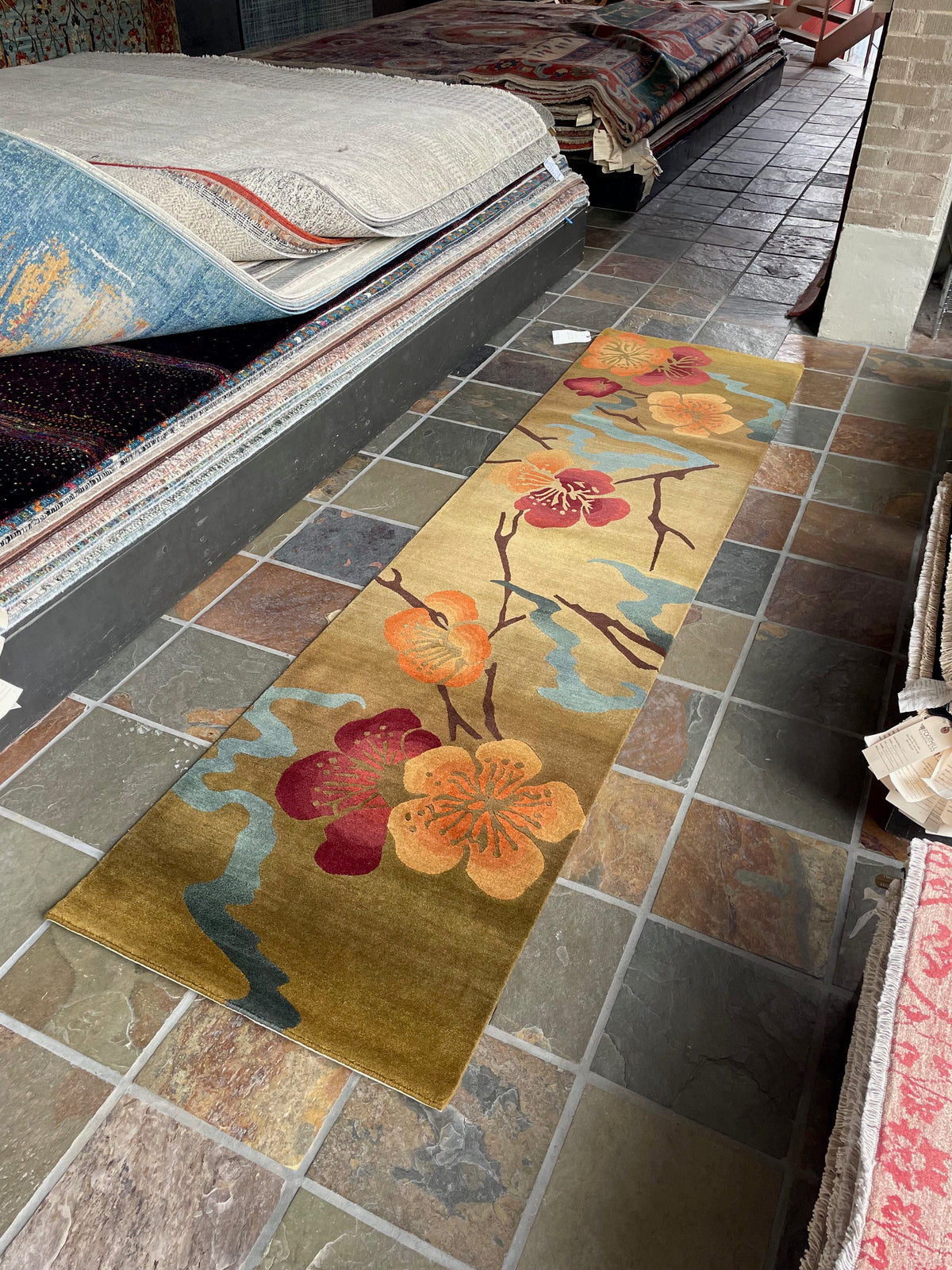Tibet Rug Company 100 CT Kimono Gold Rug