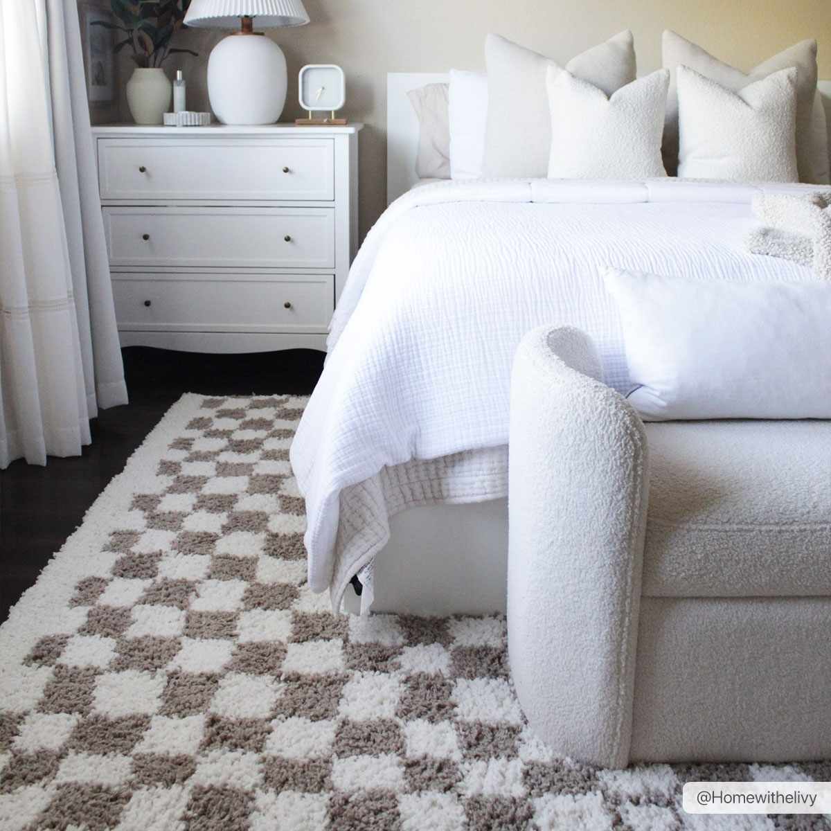 Hauteloom Kieu SBMMIVRITA3 Light Gray Machine Made Polyester Rug