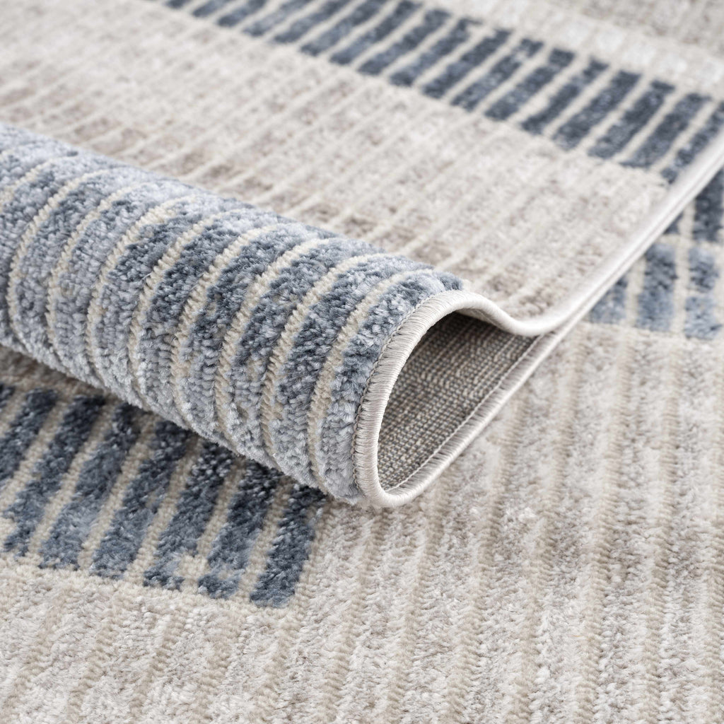 Hauteloom Limited Edition HLEBBRISAA1 Gray Machine Made Polypropylene Rug