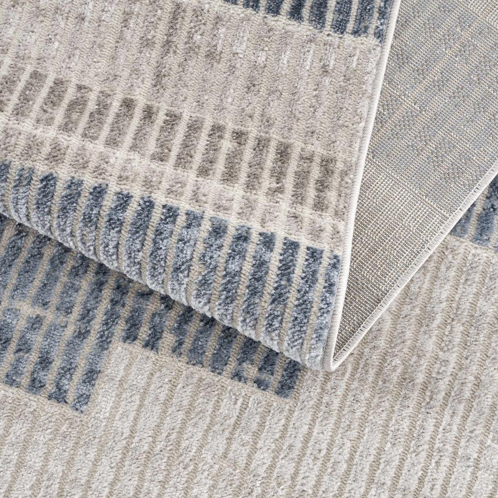 Hauteloom Limited Edition HLEBBRISAA1 Gray Machine Made Polypropylene Rug