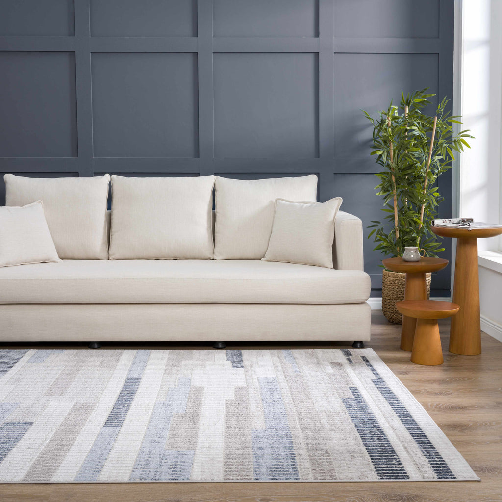 Hauteloom Limited Edition HLEBBRISAA1 Gray Machine Made Polypropylene Rug