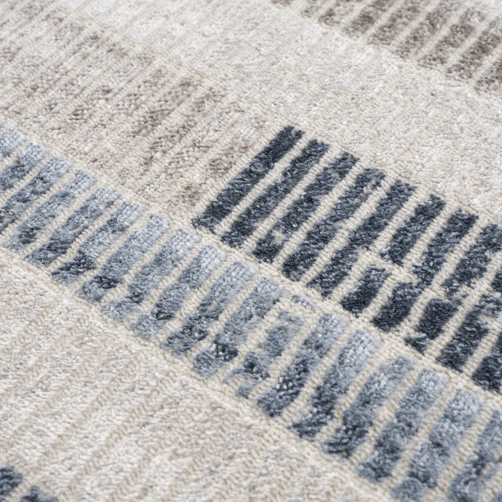 Hauteloom Limited Edition HLEBBRISAA1 Gray Machine Made Polypropylene Rug