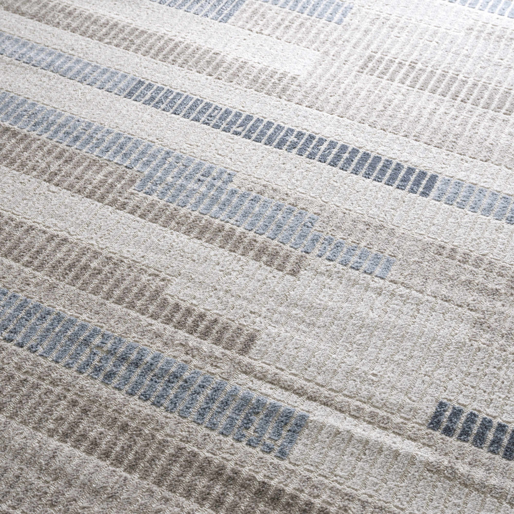 Hauteloom Limited Edition HLEBBRISAA1 Gray Machine Made Polypropylene Rug