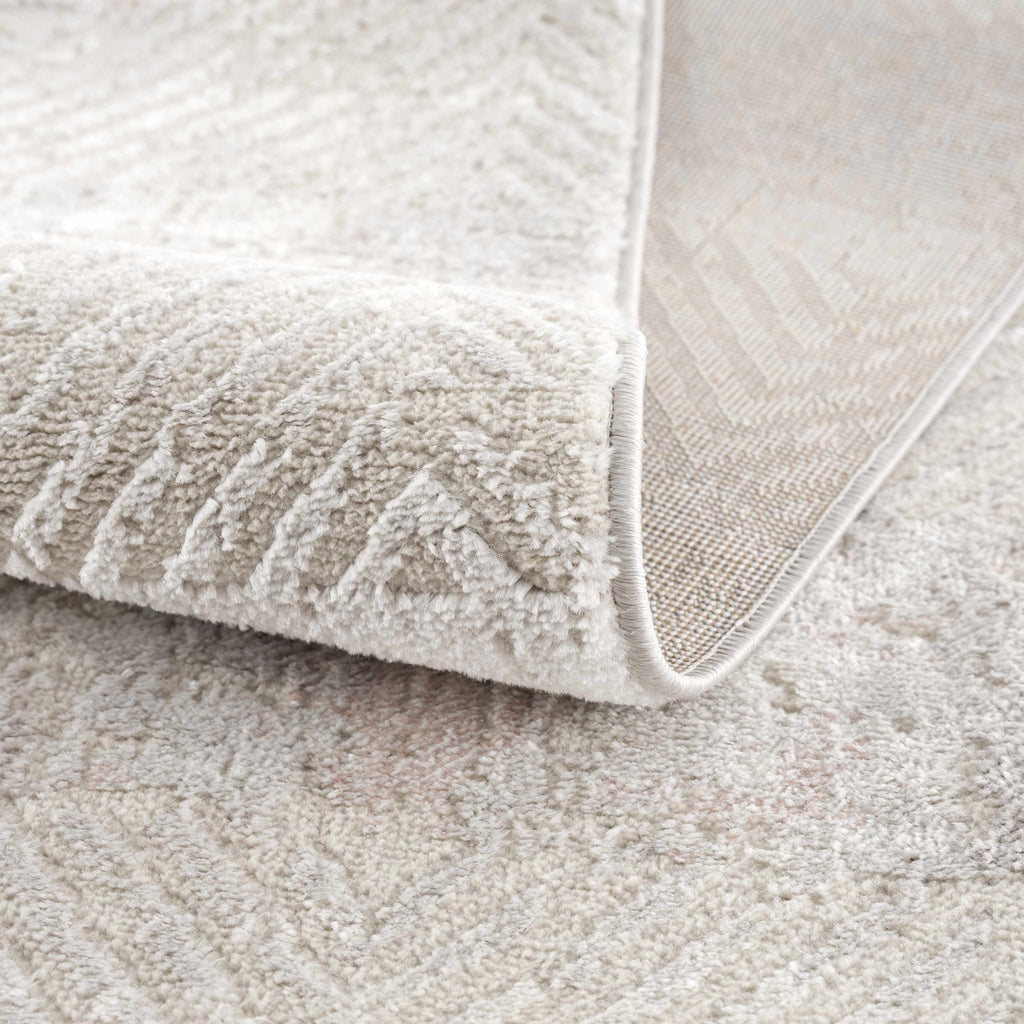 Hauteloom Limited Edition HLEBBUCKYA1 Cream Machine Made Polypropylene Rug