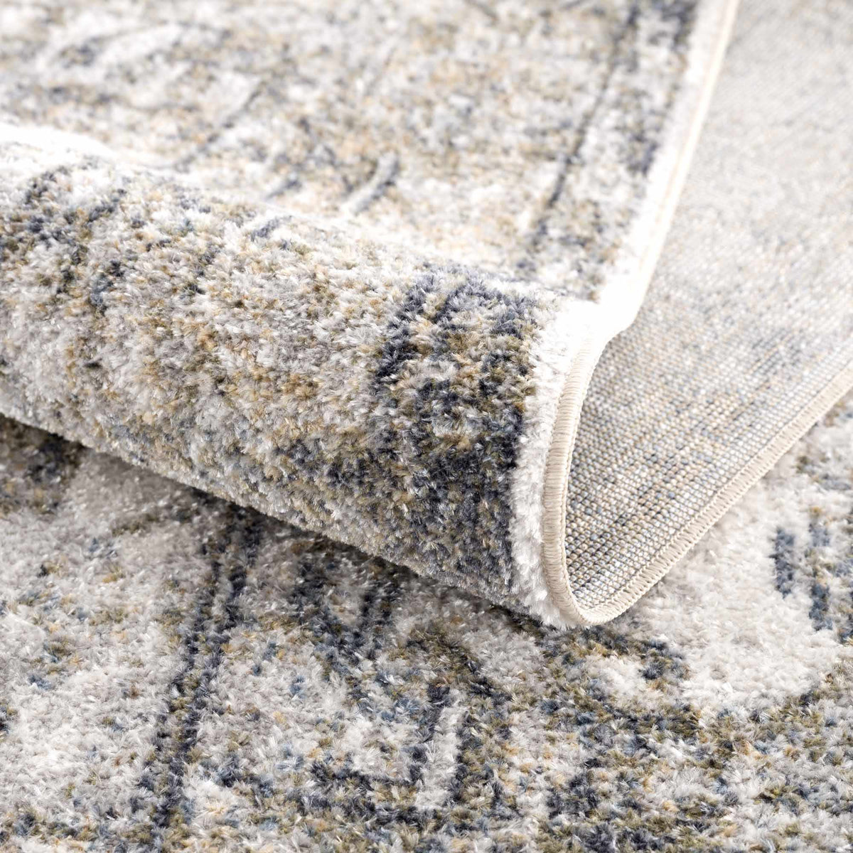 Hauteloom Hera SLLIHERAA43 Ivory Machine Made Polyester Rug