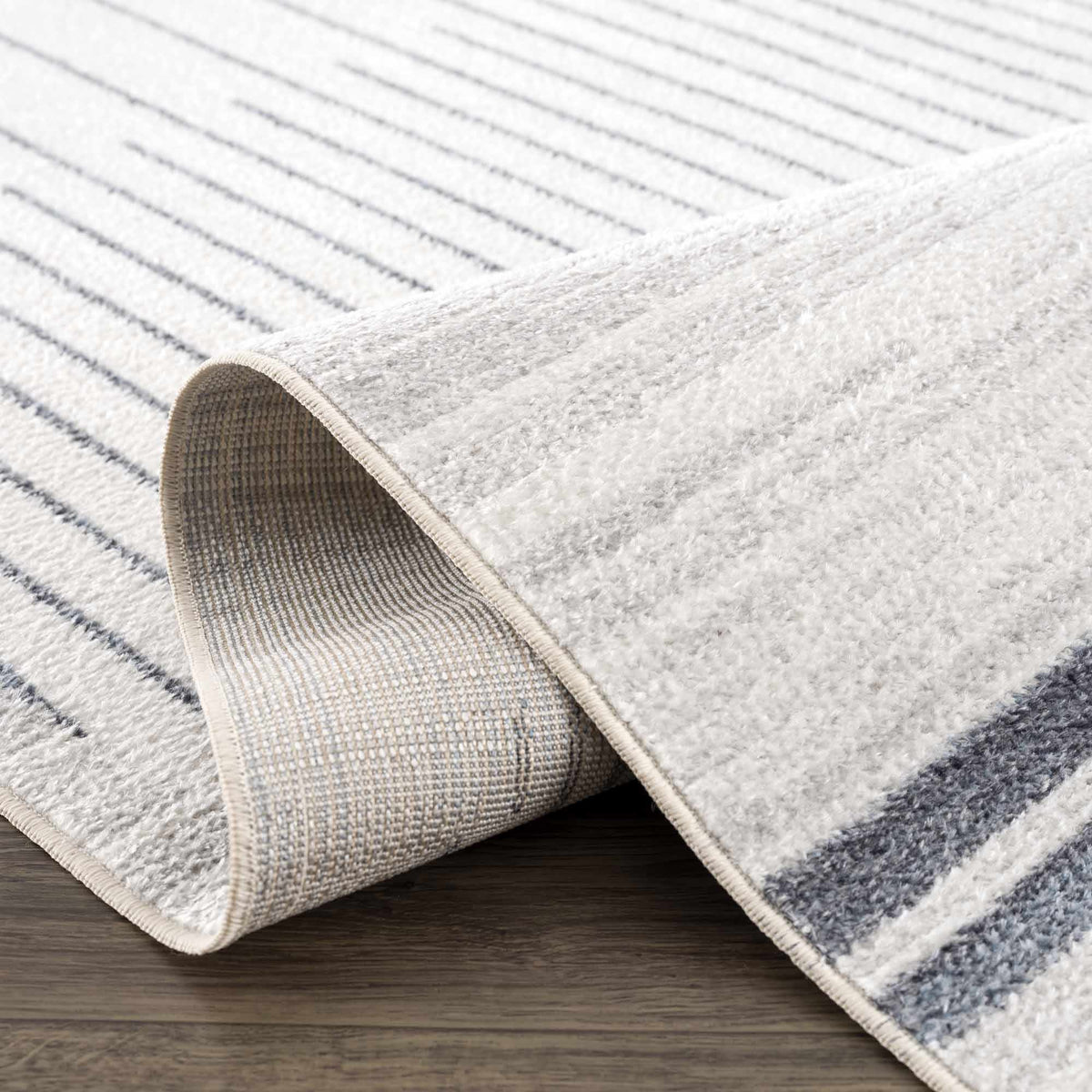 Hauteloom Thad SLLITHAD8A1 Gray Machine Made Polyester Rug