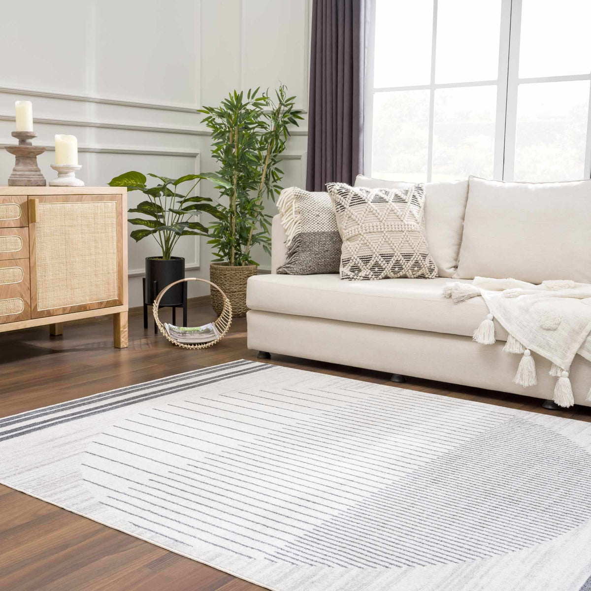 Hauteloom Thad SLLITHAD8A1 Gray Machine Made Polyester Rug