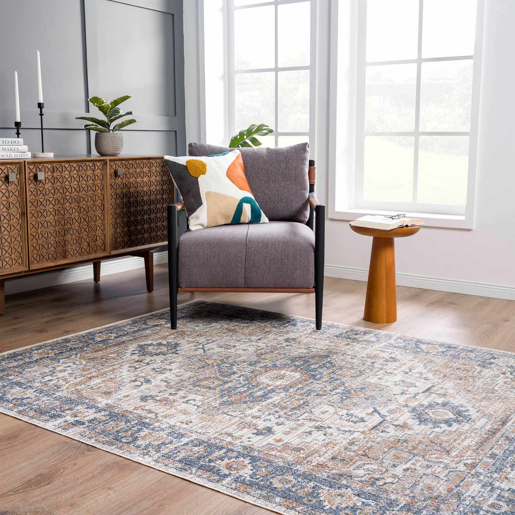 Hauteloom Ezri SLLIEZRI890 Peach Machine Made Polyester Rug