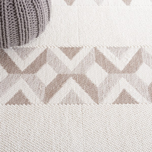 safavieh clearance lotus lot100a ivory rug
