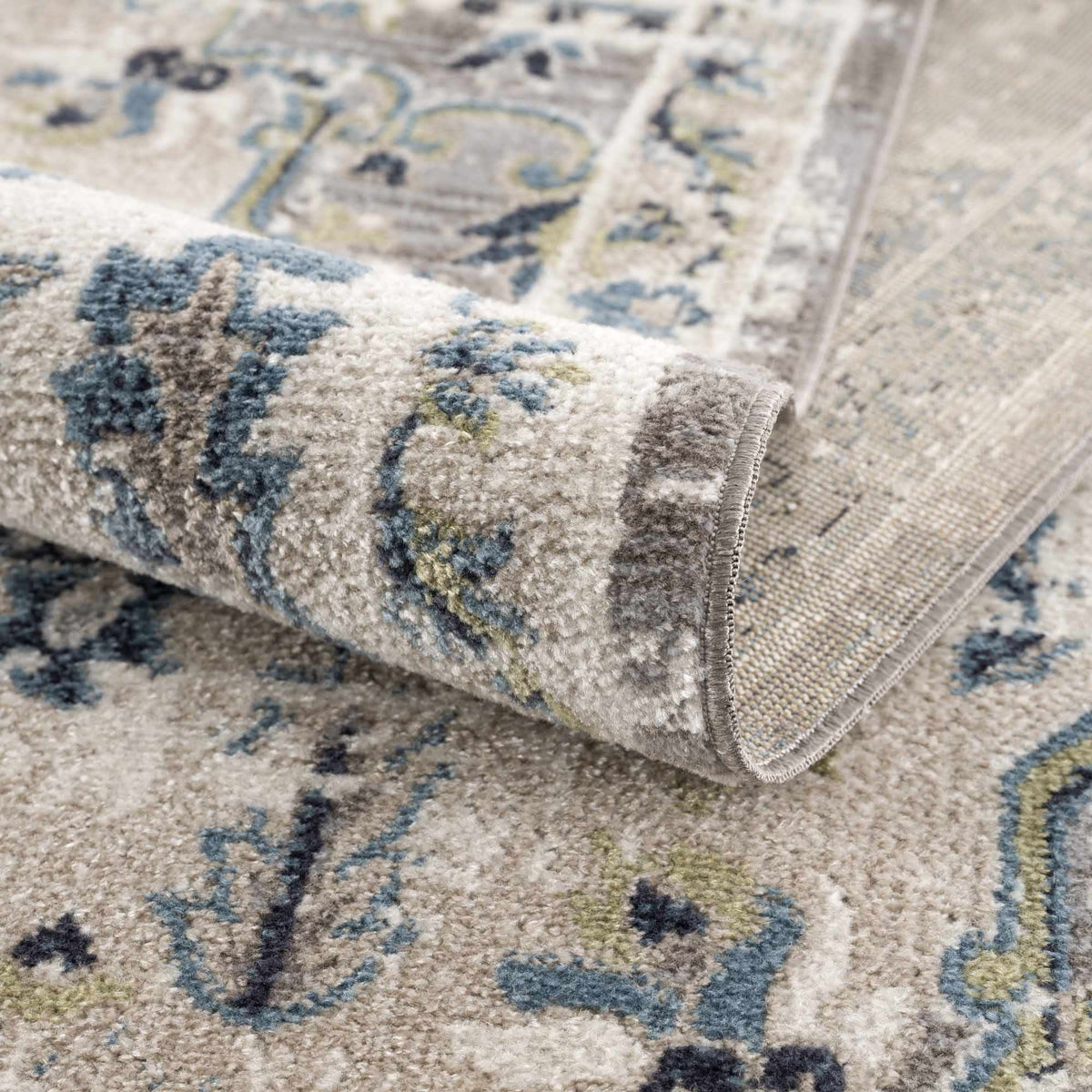 Hauteloom Johnstonville JO Cream Machine Made Polyester Rug