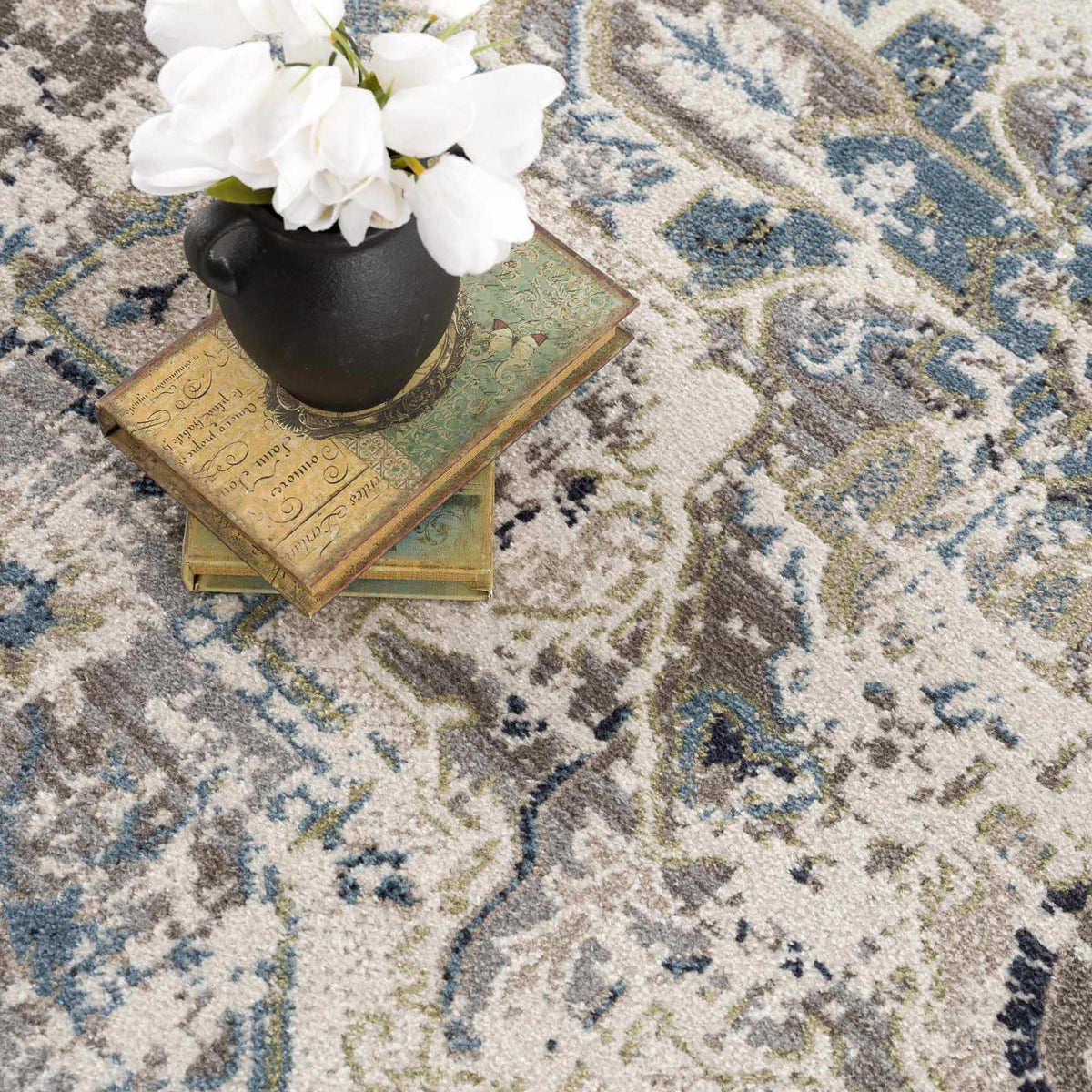 Hauteloom Johnstonville JO Cream Machine Made Polyester Rug