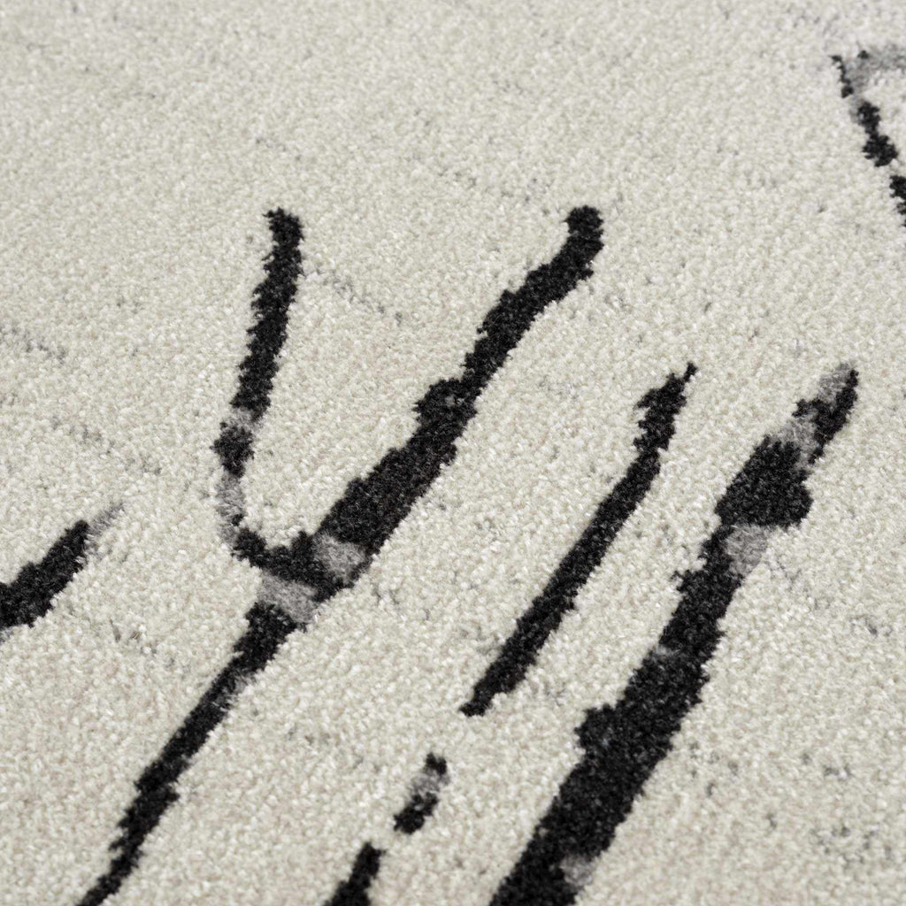 Hauteloom Maguyam MAGU Black Machine Made Polyester Rug