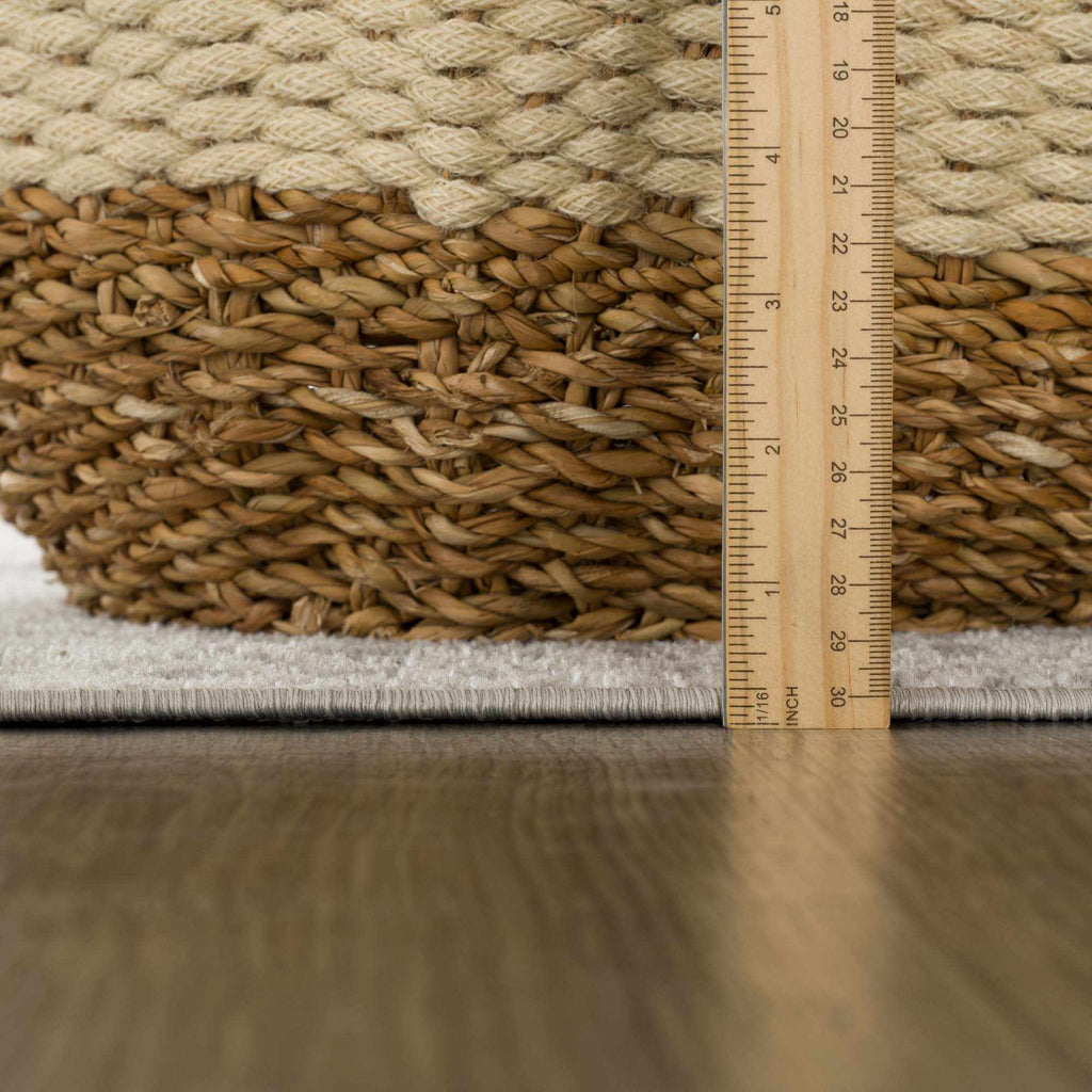 Hauteloom Gravelbourg GRVLB Gray Machine Made Polyester Rug