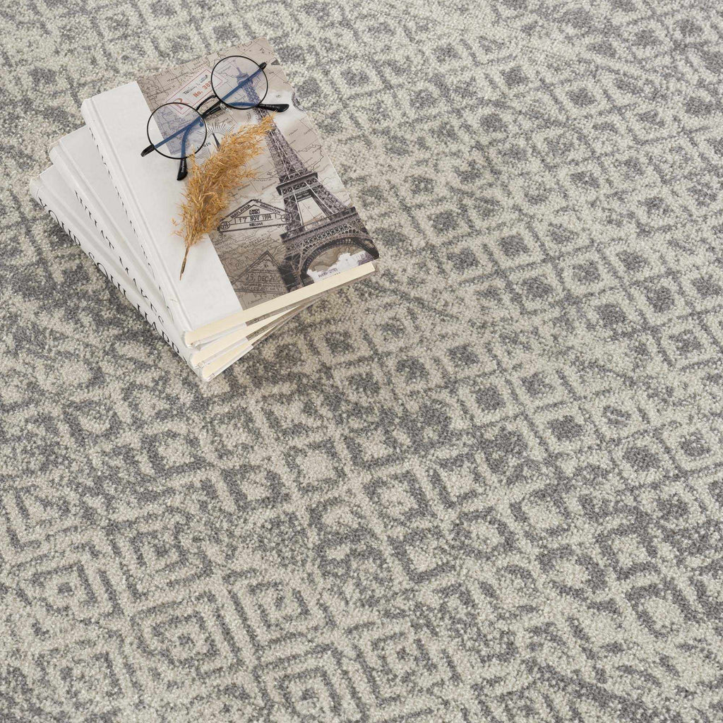 Hauteloom Gravelbourg GRVLB Gray Machine Made Polyester Rug
