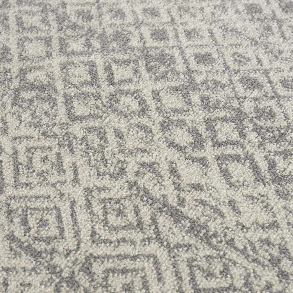 Hauteloom Gravelbourg GRVLB Gray Machine Made Polyester Rug