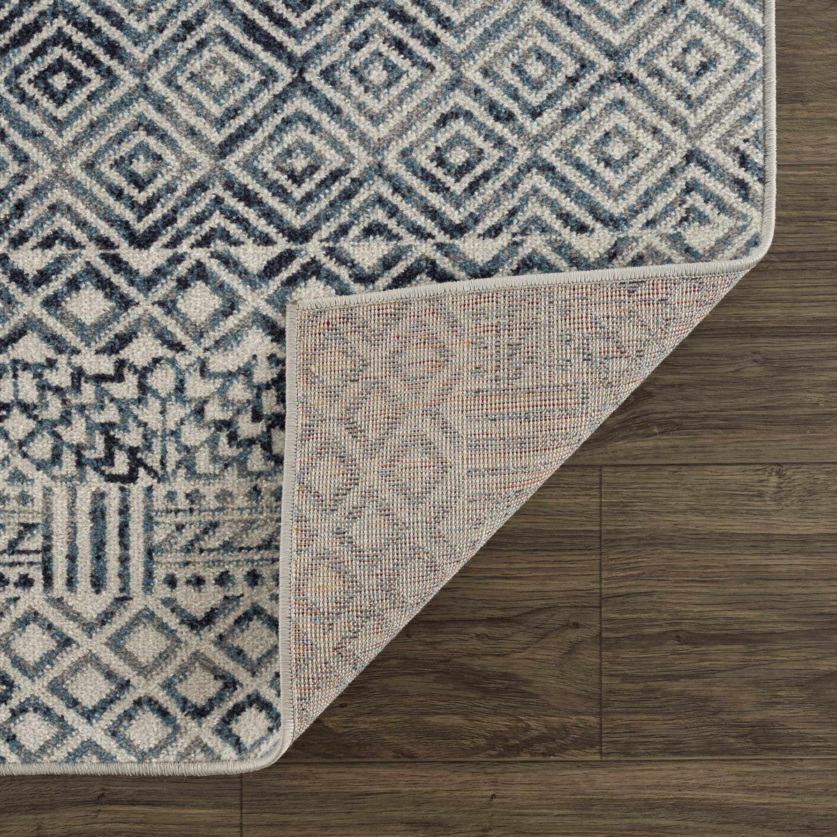 Hauteloom Askeaton ASKEA Blue Machine Made Polyester Rug