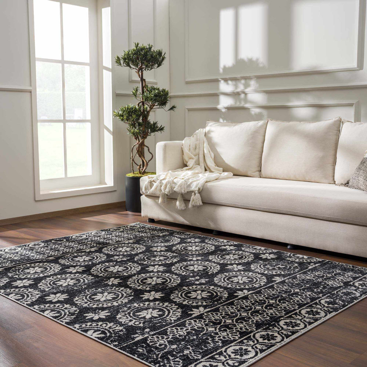 Hauteloom Kahramankazan KAHR Black Machine Made Polyester Rug