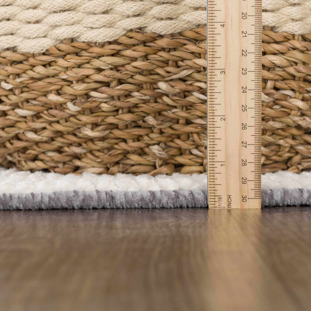 Hauteloom Bahar SLYBBAHARA2 Off White Machine Made Polypropylene Rug