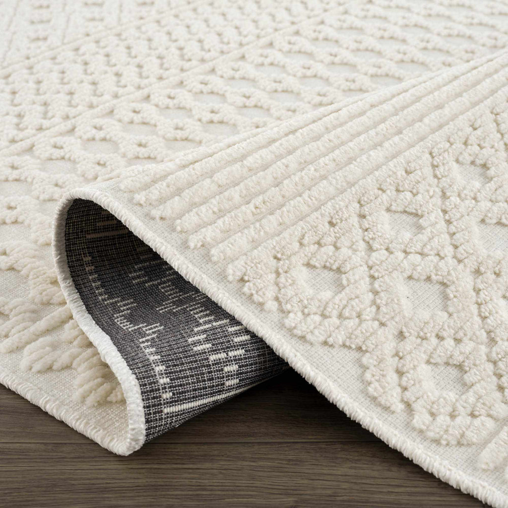 Hauteloom Drago SLYBDRAGOA1 White Machine Made Polypropylene Rug