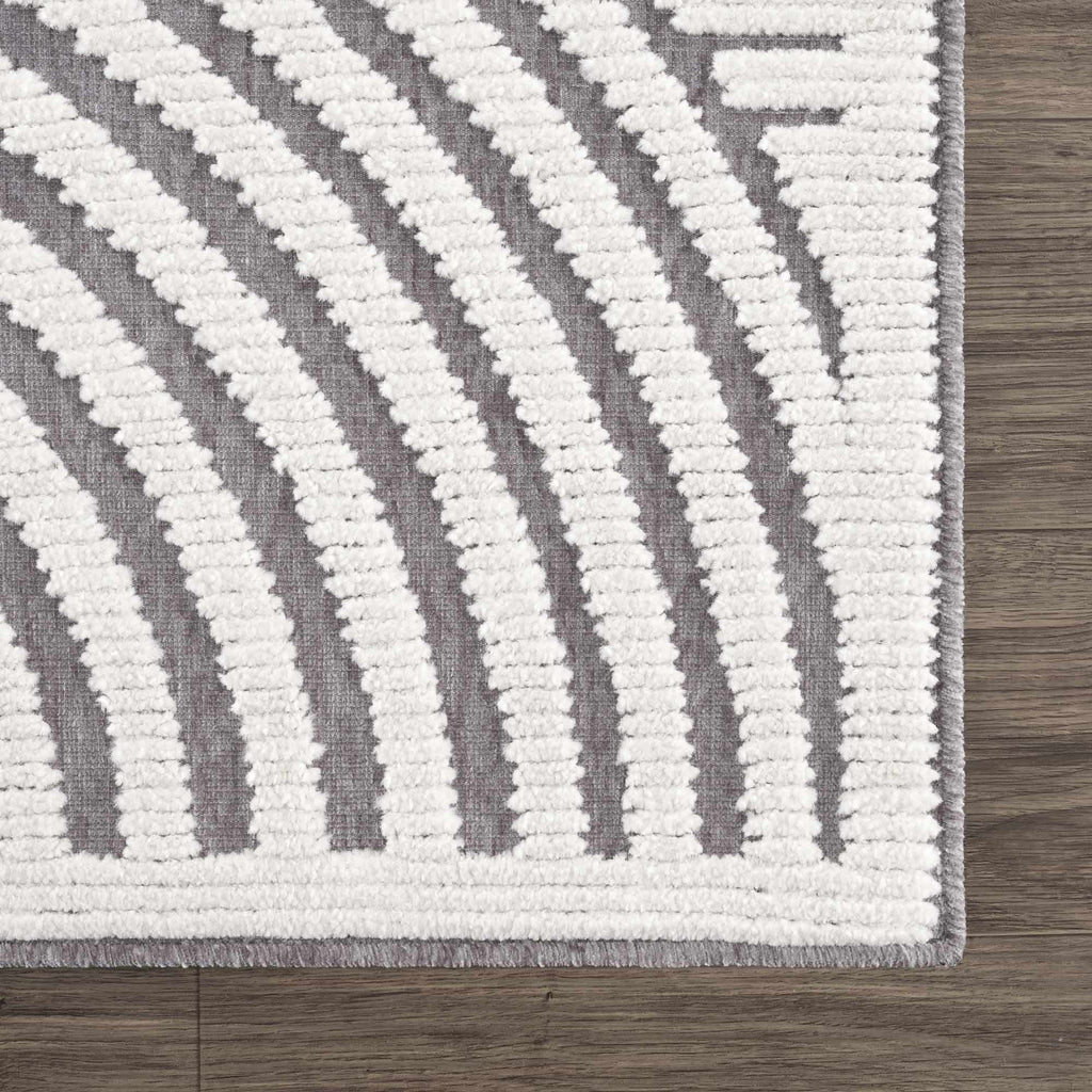 Hauteloom Deron SLYBDERONA3 Gray Machine Made Polypropylene Rug