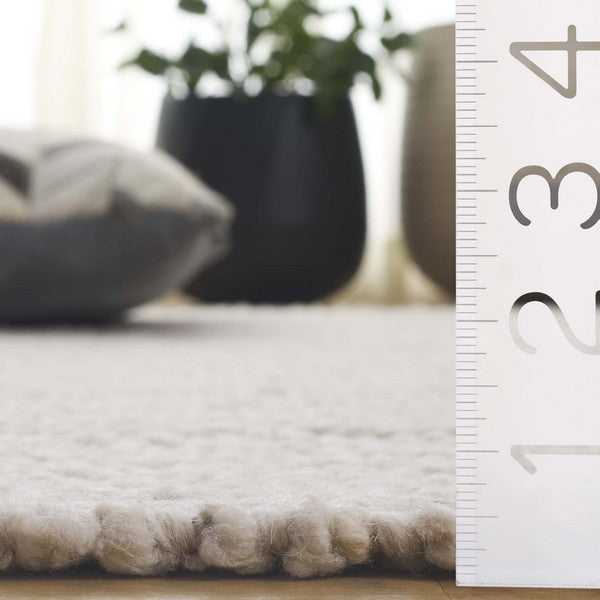 safavieh clearance manhattan man676a ivory rug