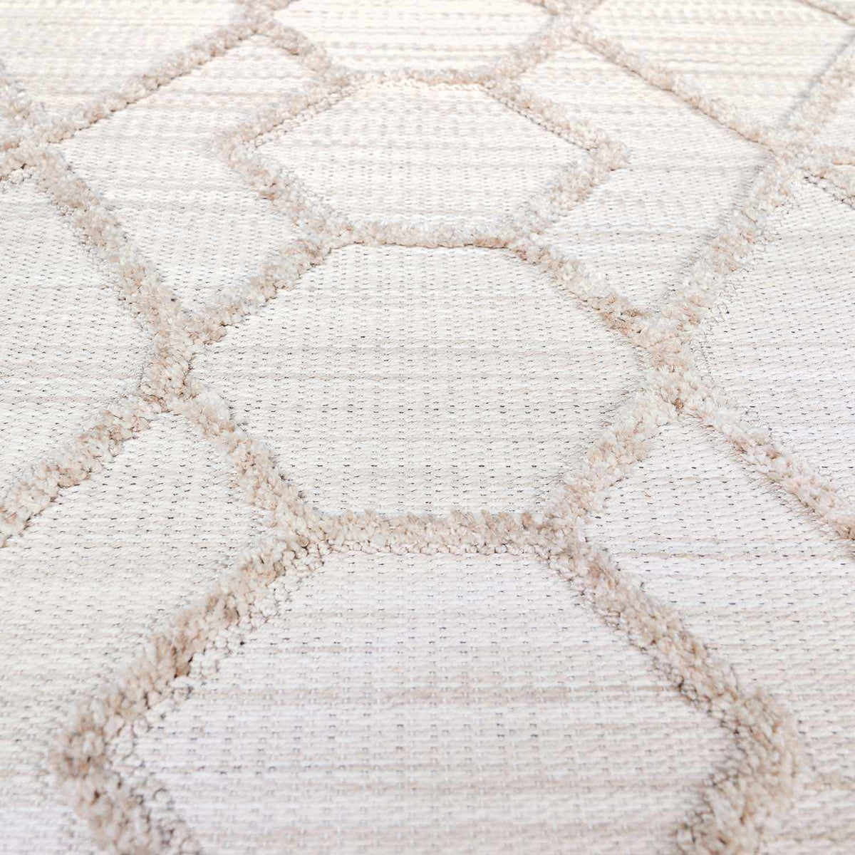 Hauteloom Malilinao MLLUH Cream Machine Made Polyester Rug