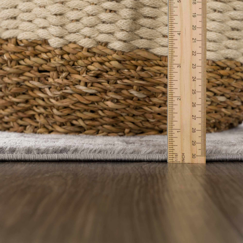 Hauteloom Eddie SMNCEDDIEA1 Medium Gray Machine Made Polypropylene Rug