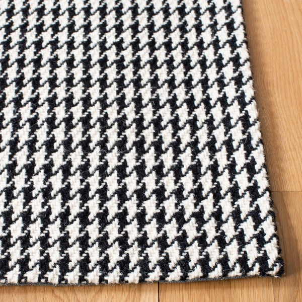 safavieh clearance marbella mrb319z black rug