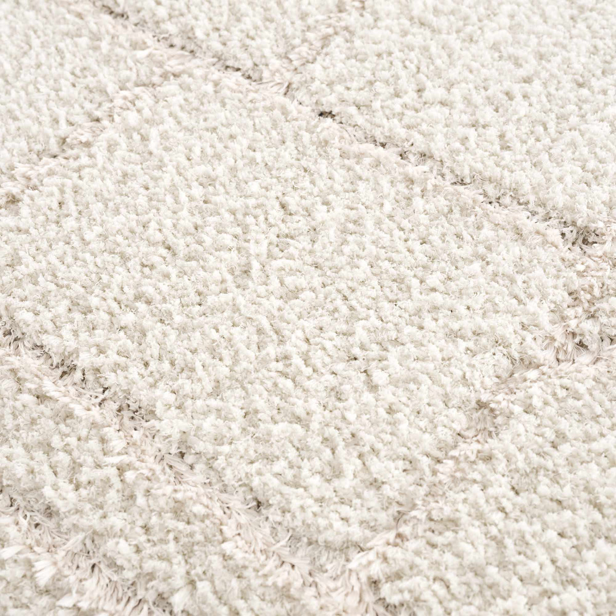 Hauteloom Andia HMSGANDIAA2 Cream Machine Made Polyester Rug
