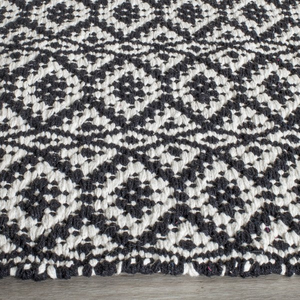 safavieh clearance montauk mtk716d ivory rug