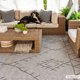 Hauteloom Marwood MARW Black Machine Made Polypropylene Rug